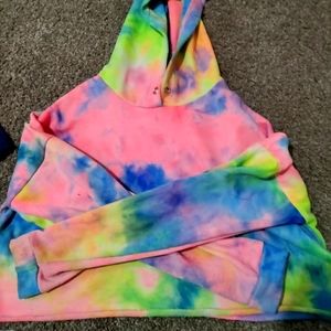 Long sleeved hoodie crop top
